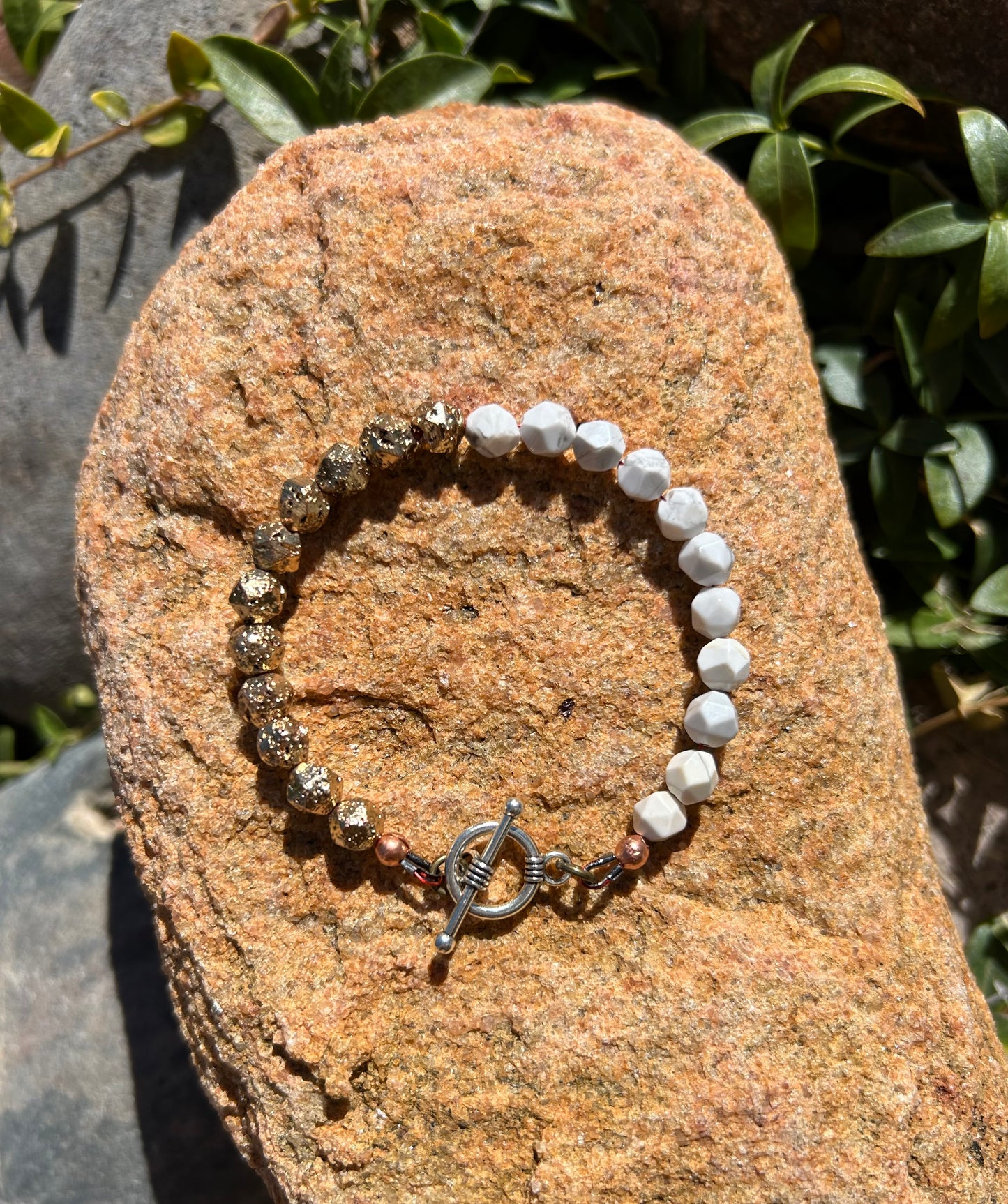 Howlite & Lava Bracelet